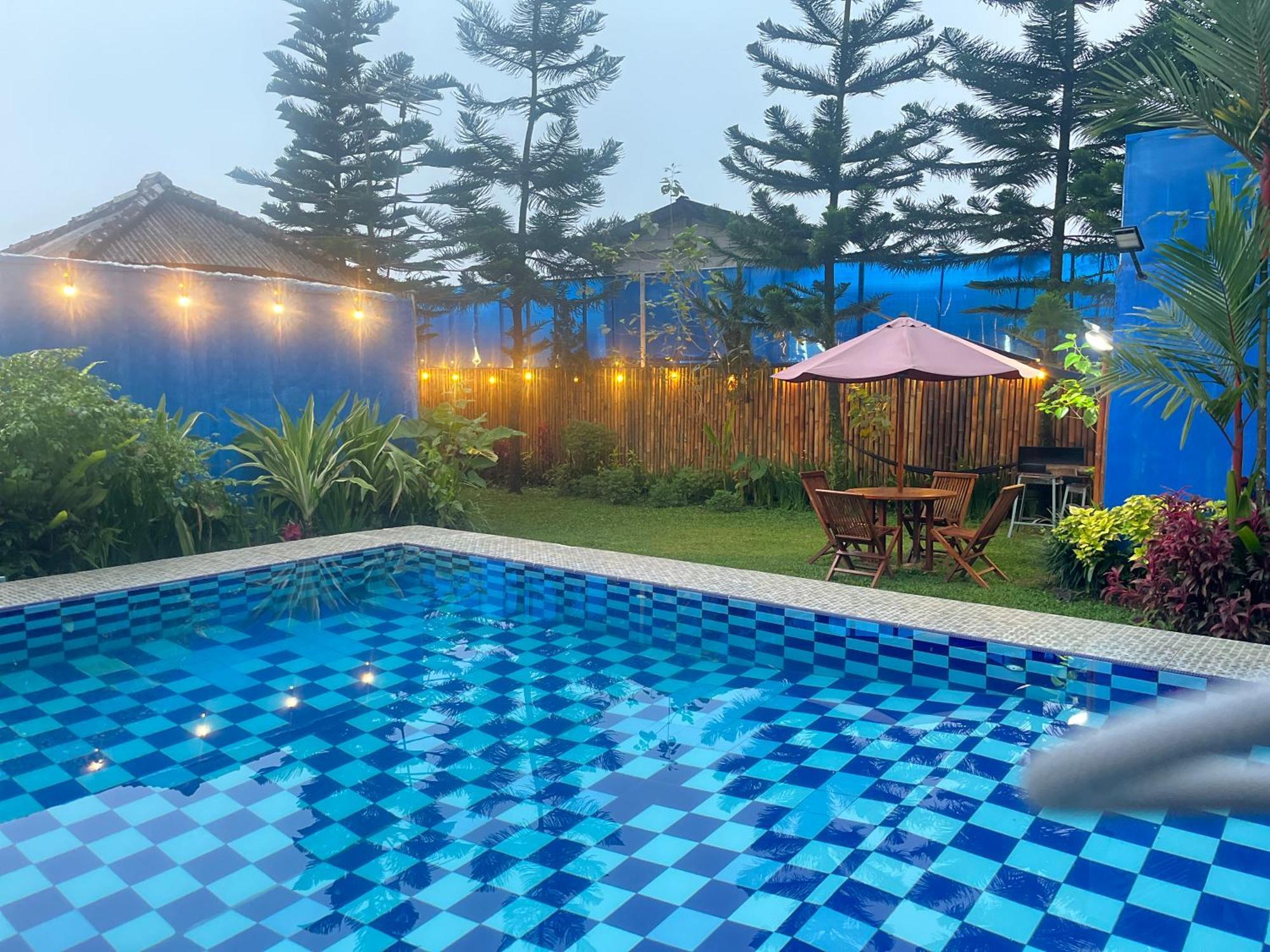 Villa Mutiara Citra Puncak Bu Eva Sampal Exterior photo